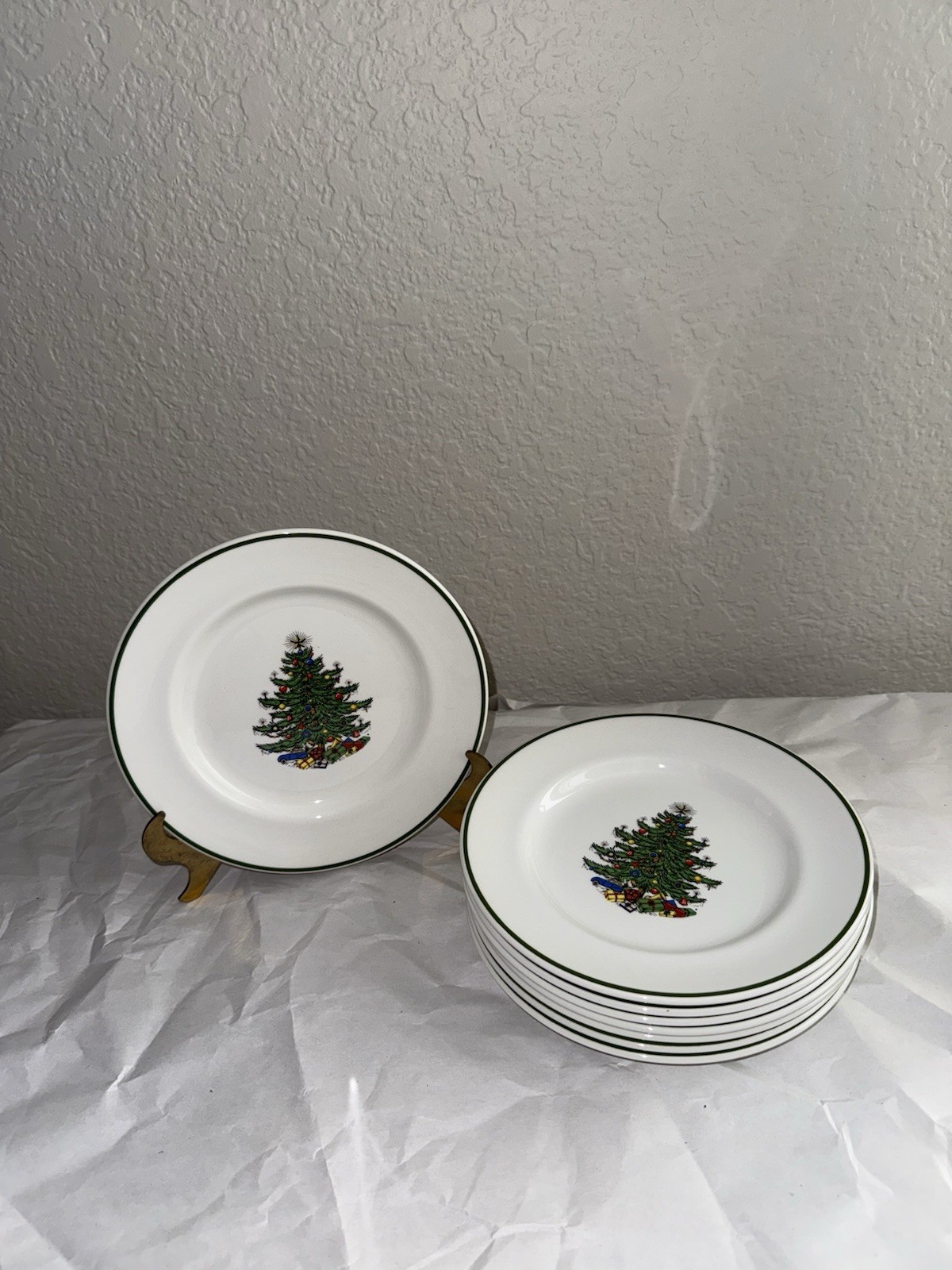 4 Cuthbertson Original Christmas Tree 6" Bread Plates England