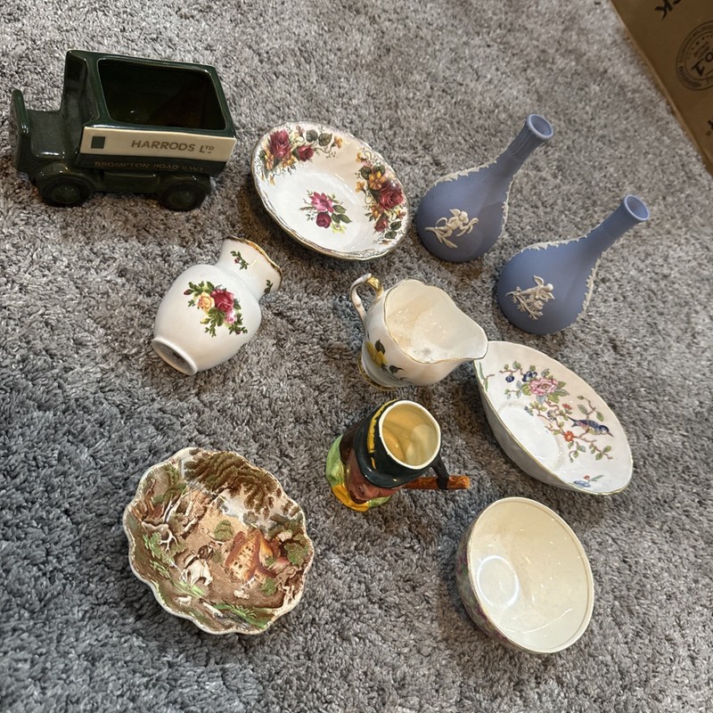 Lot of 10  Assorted Vintage English Porcelain Wedgwood Aynsley Albert Winton
