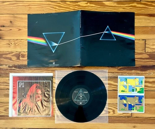 Pink Floyd: Dark Side of the Moon LP Vinyl OG Poster/Stickers Inserts 1975 VG/VG