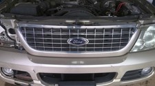Grille Xlt Chrome Insert Upper Header Mounted Fits 03-05 Explorer 300455 Grille Xlt Chrome Insert Upper Header Mounted Fits 03-05 Explorer 300455