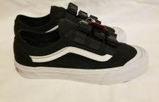 vans style 36 buckle