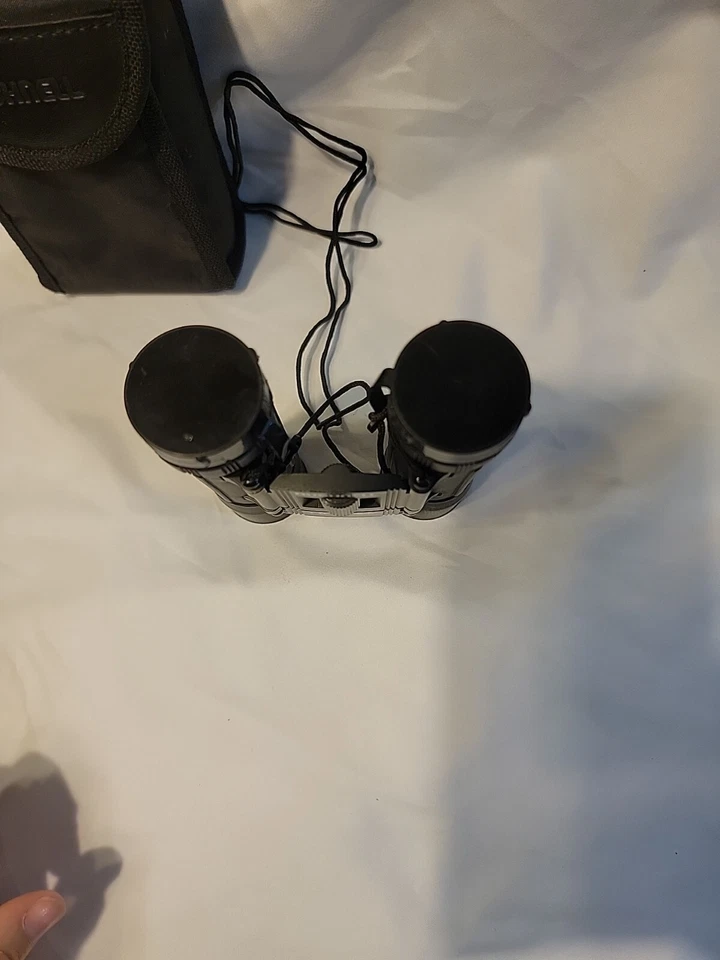 Bushnell 10 x 25 Binoculars 10x25 Compact with Case Binos Vintage Clean - Image 3 of 4