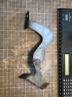 <!--F#f_0-->HQ HOLDEN GLOVE BOX HINGE<!--F/-->