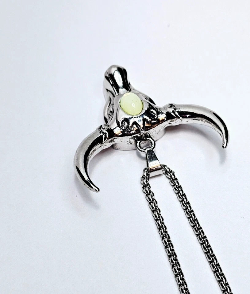 Collar Colgante Toro Vidrio Uranio Vintage Amarillo Ópalo Vidrio Checo Animal UV Foto 4 de 4