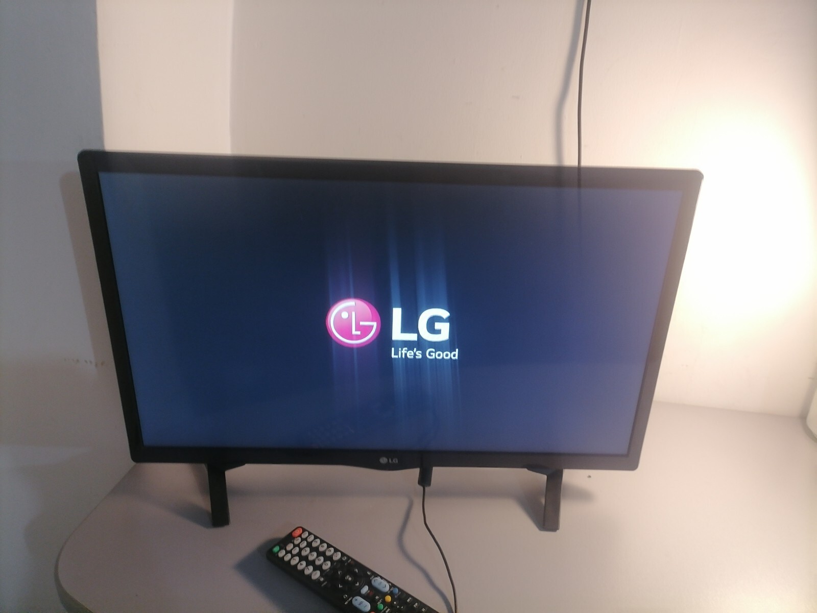 TV LG 24 POLLICI - 24MT48VF-PZ