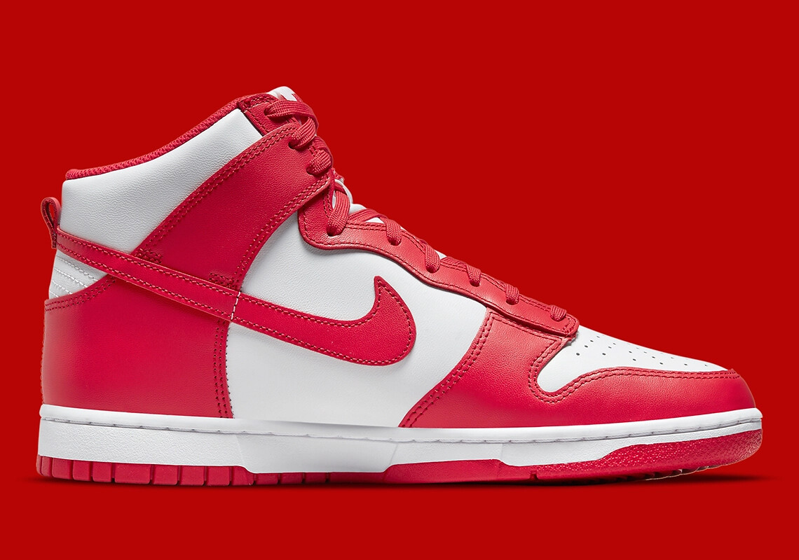 シューズ(男性用) Nike Dunk High \"Championship White\" AUTHENTIC NIKE DUNK HIGH Retro Championship White Red DB2179