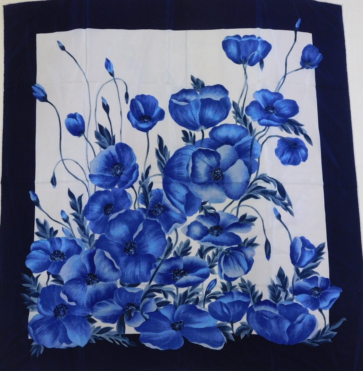Foulard 100% Pure en Soie Vintage Femme (678) 84cm x 88cm