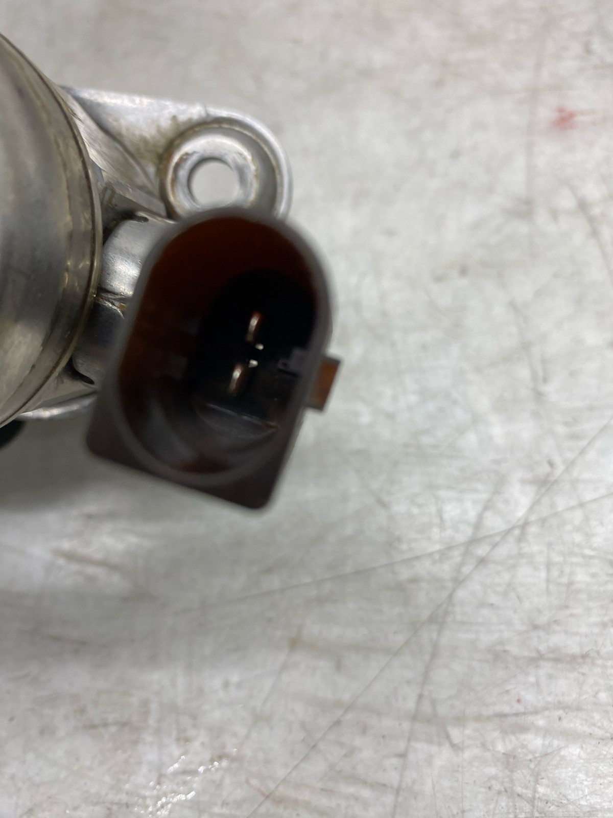 2020-2025 ASTON MARTIN DBX B 4.0 RH OR LH ENGINE MOUNTED HIGH PRESSURE FUEL PUMP