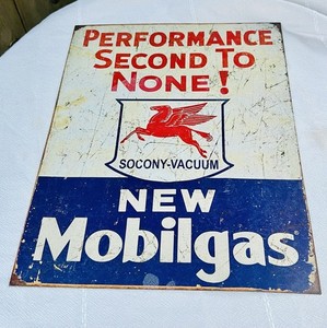 Mobilgas Pegasus Metal Sign Vintage Style Socony Vacuum Gas Oil Garage Decor  HL