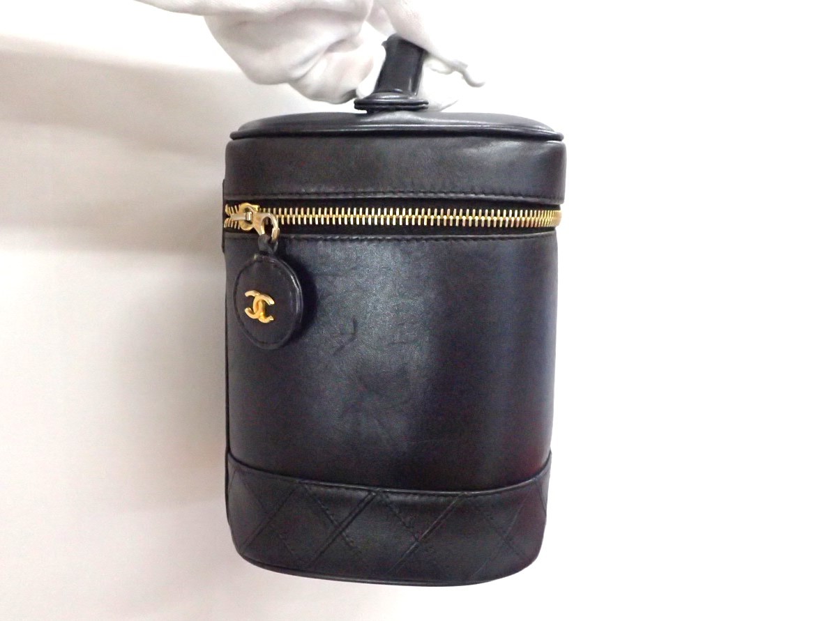 Vintage CHANEL Bicolor Vanity Bag Pre-Owned Luxury