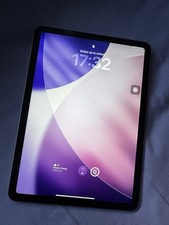 Apple iPad Air 5th Generation M1 10.9 64GB Wi-Fi Cellular Tablet Starlight