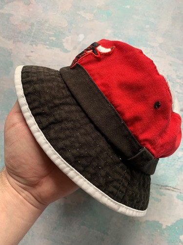 Sombrero de cubo para hombre clásico de madera dura Chicago Bulls logotipo bordado Y2K multicolor - Imagen 9 de 12