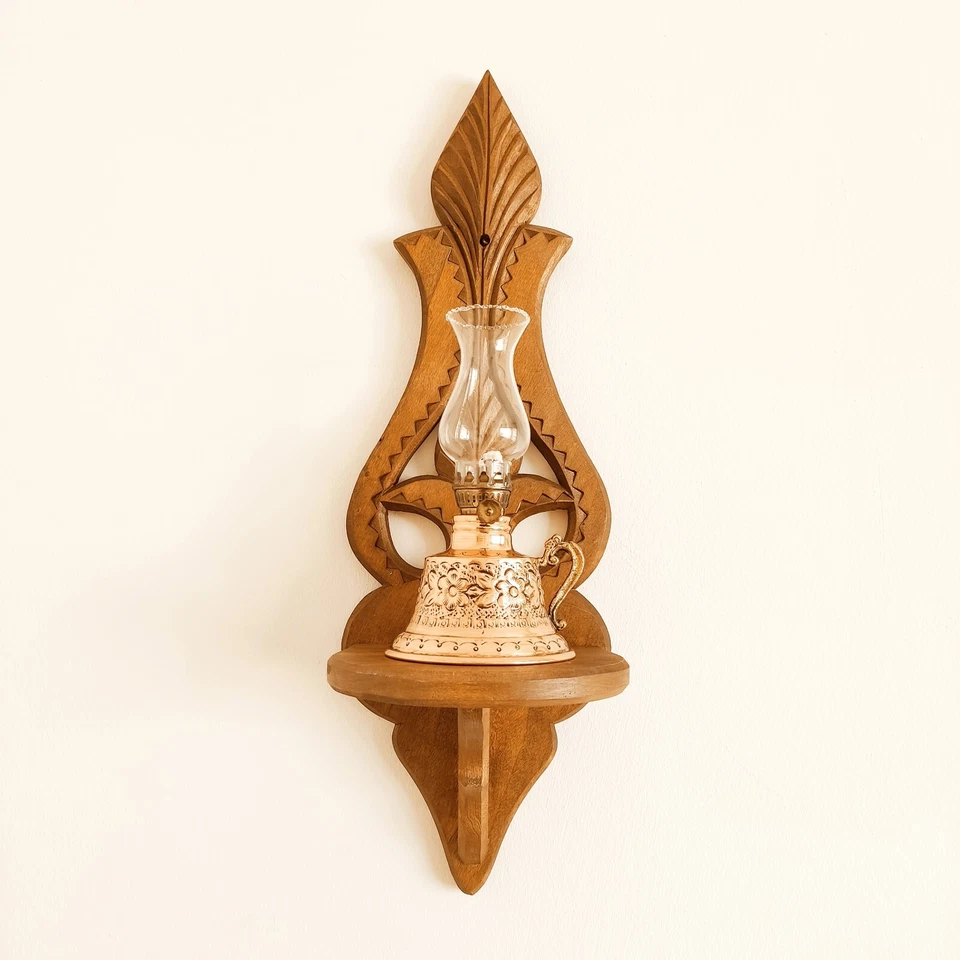 Lámpara de aceite de cobre vintage hecha a mano - Linterna de queroseno con soporte de madera Foto 3 de 4