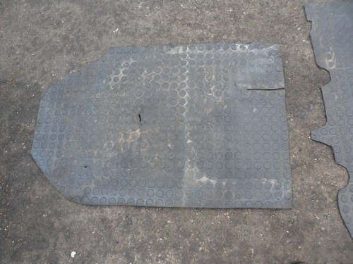 SSANGYONG RODIUS 2 MK2 2017 RUBBER FLOOR LINER CARPET MATS MAT - Picture 18 of 20