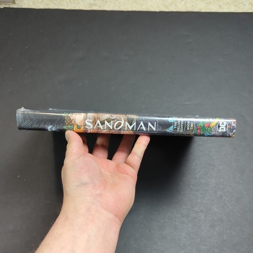 Libro The Sandman Edición Deluxe 2 Neil Gaiman DC Black Label Tapa Rígida - Imagen 2 de 7