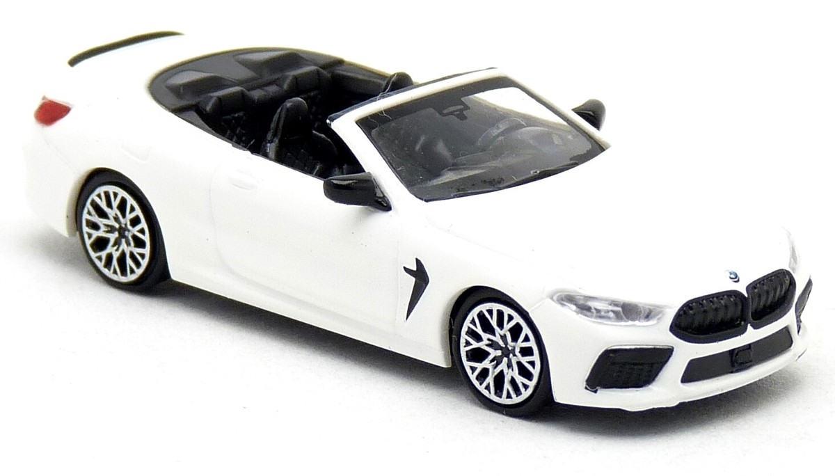 BMW 8er G15 Coupé Modellauto 1/43 – Mit Personalisiertem Wunschkennzeichen, Türen öffnen, Räder Drehen