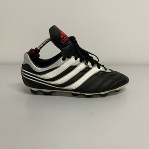predator boots 2000
