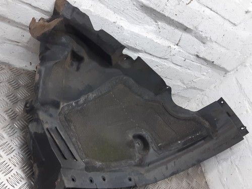BMW i3 I01 guardabarros interior delantero izquierdo protector contra salpicaduras 7368601 2014 - Imagen 6 de 12