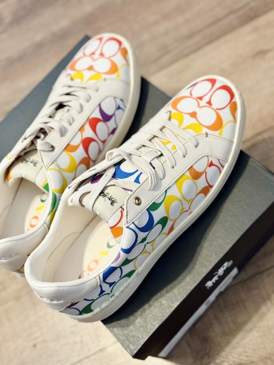 NWT Coach Clip Low Top Sneaker In Rainbow Signature Canvas  display picture 1