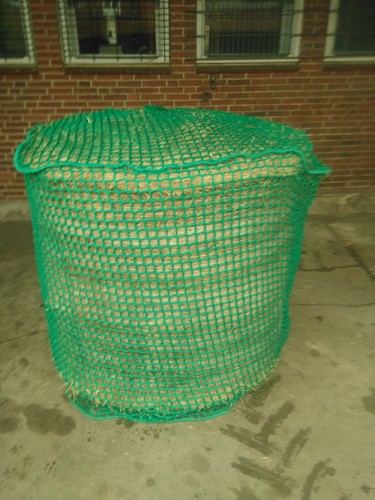Rundballennetz 1,4m x 1,4m x 1,6m Heunetz Futtersparnetz 30mm MW *neu* - Bild 2 von 4