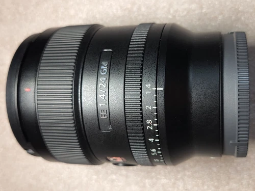 Sony FE 24mm f1.4 GM Full-Frame Wide Angle Prime G-Master Lens w/ ALC-SH154 Hood