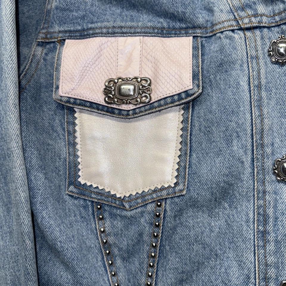Chaqueta de mezclilla de colección St Maarten Dallas rosa imitación cuero ribete tachonado Western Glam M Foto 3 de 4