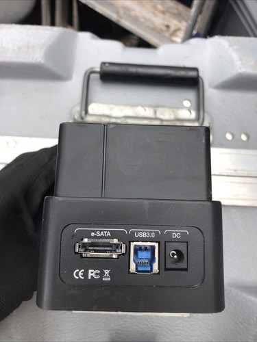 StarTech.com Usb 3.0 esata hard drive docking station - No Power Cable - Picture 2 of 7