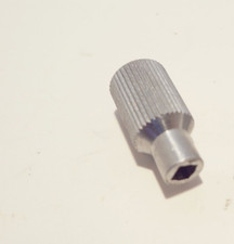 LEITZ LEICA SINGLE CENTERING KEY  clutch mounts pol objective (2.2MM SQUARE)