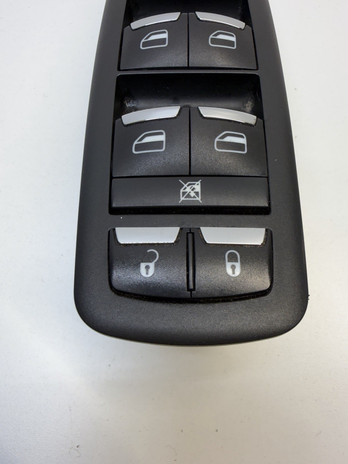 MASERATI G 2015-2024 DRIVERS SIDE FRONT WINDOW SWITCH 670025406 GENUINE
