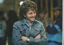Diego Luna Autogramm signed 20x30 cm Bild