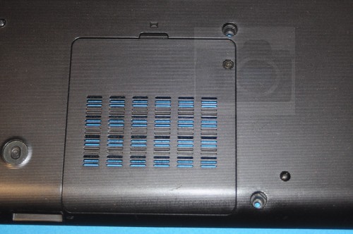 TOSHIBA Satellite P55T-A P55T-A5202 Laptop RAM/Memory Cover Door - Picture 4 of 5