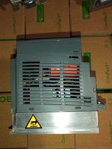 ATV310H075N4A Brandneu Schneider Frequenzumrichter 0,75 kW 380-460 V 3P - Bild 2 von 4