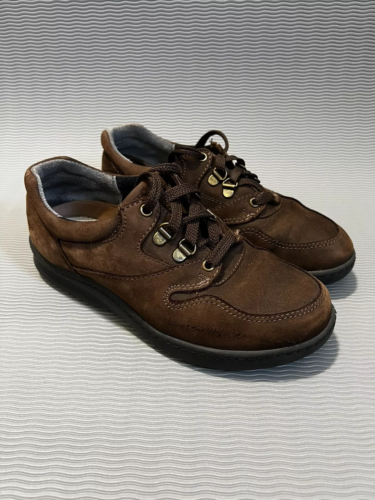 Chaussures orthopédiques Supremes Soft Spots cuir daim pour femme taille 6,5