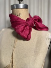 Vintage Women  s Silken Polyester Square Fuchia Satin Plaid Scarf Pre-owned