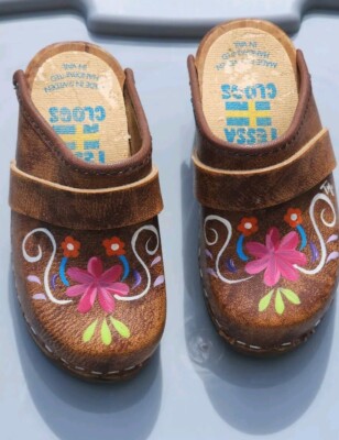 Tessa Clogs Wooden Handmade In Sweden Handpainted In Vail Toddler Size 24 U.S. 6