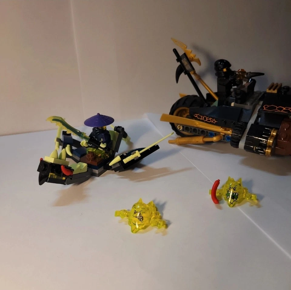 LEGO Ninjago 70733 Blaster Bike, photo 3 sur 5