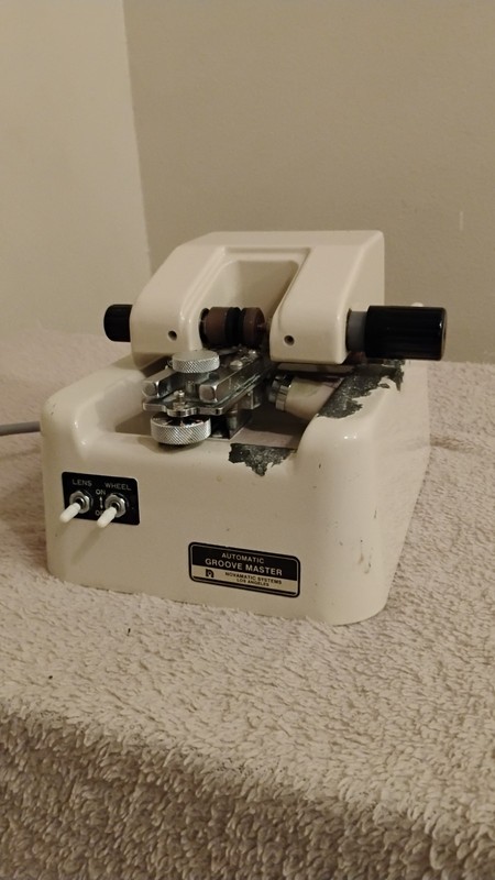 Novamatic Groover Optical Eyeglass Groove Cutting Tool