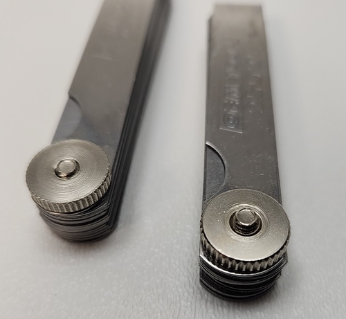 OEM Tools Feeler Gages (2) 25024 22 Blades Plus 25025 26 Blades Used Condition - Foto 5 di 24