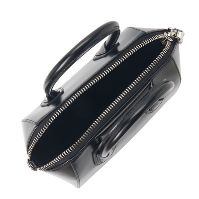 GIVENCHY｜ (BB50TPB1R0 001) s-l500.jpg