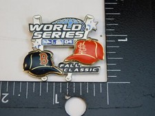 MLB BASEBALL 04 FALL CLASSIC WORLD SERIES BOSTON RED SOX ST. LOUIS CARDINALS PIN