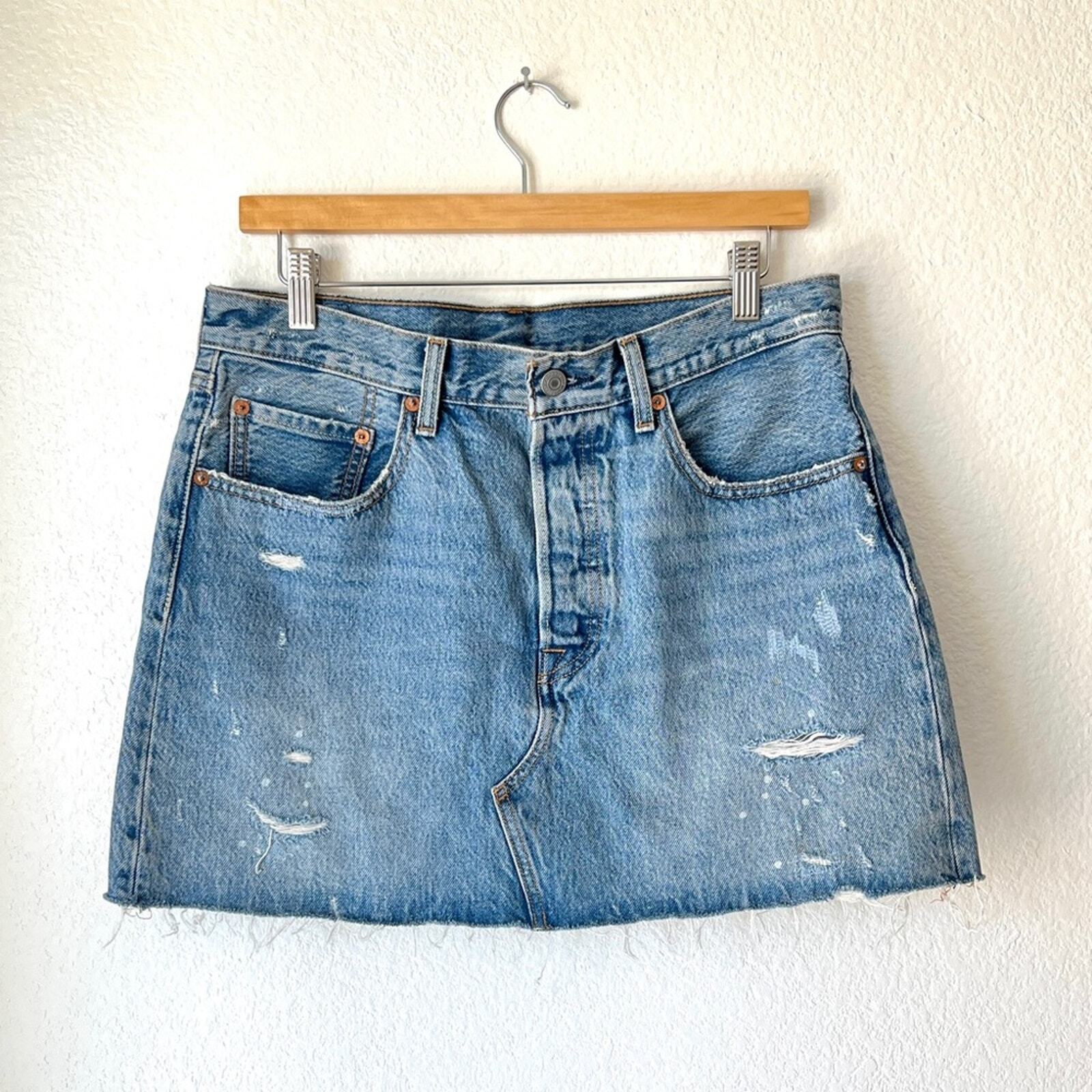 LEVI'S 501 Skirt Denim Mini Jean Skirt Button Fly Size 30