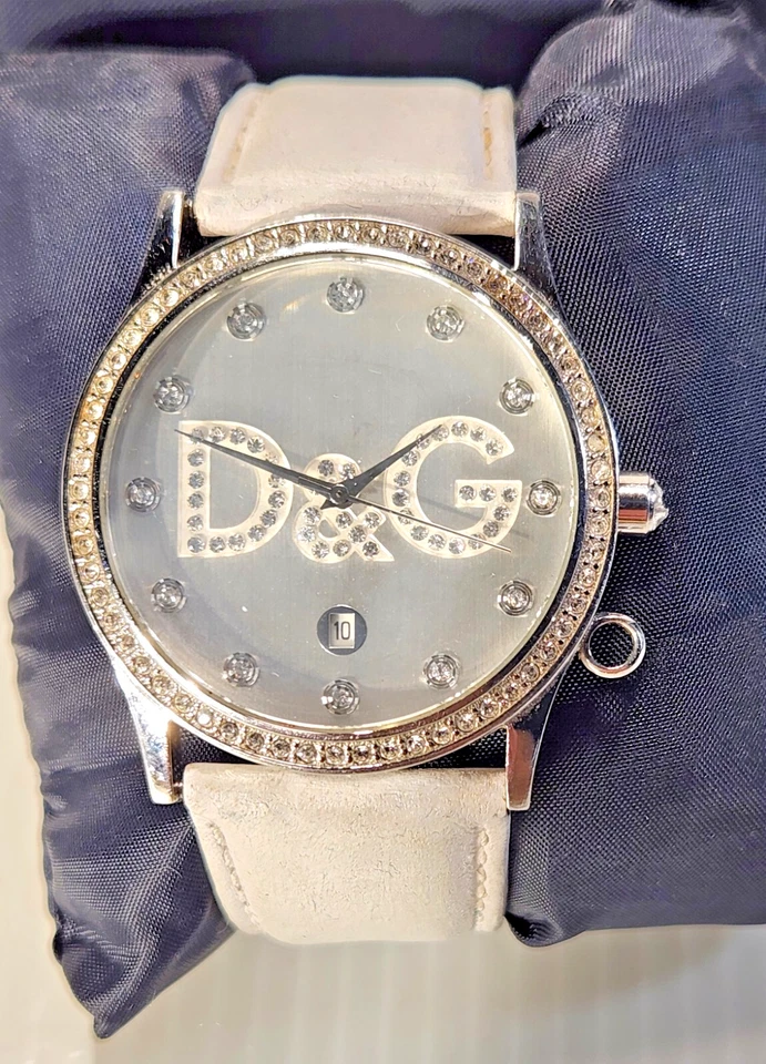 D&G Dolce & Gabbana DW0091 Women's Stones Watch  White Leather Strap. New bat. - Image 3 of 4
