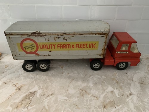 Structo COE Semi Tractor & Quality Farm & Fleet Trailer Vintage Pressed Tin 22” - Picture 3 of 8