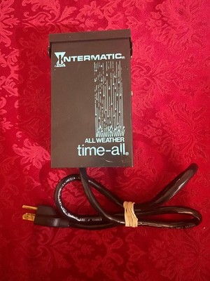Vintage Intermatic All Weather Time-All EB11R Outdoor Timer Wisconsin Electric