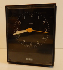 Braun Wecker Quartz Modell 4749 AB4 Designikone schwarz