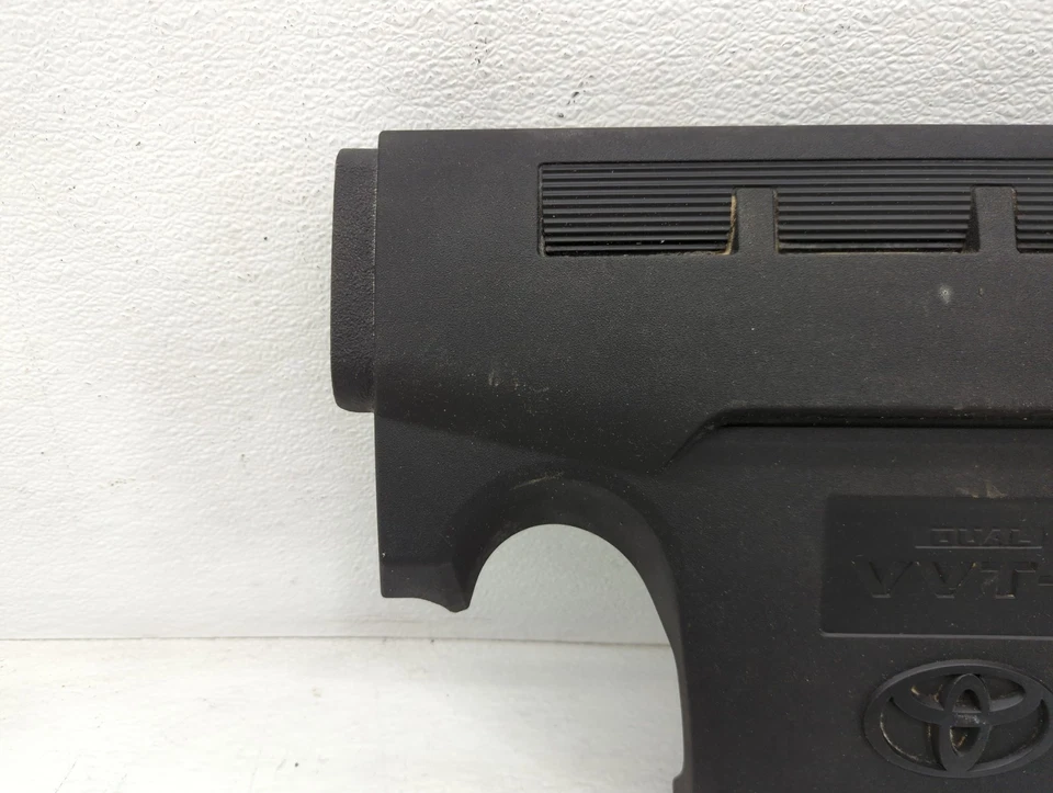 Крышка двигателя 2017 Toyota Camry N4DT8 - Изображение 2 из 4