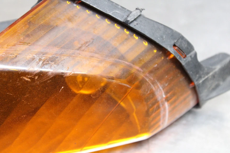 02-05 INTERCEPTOR 800 VFR800 LEFT FRONT TURN SIGNAL LIGHT INDICATOR Foto 3 de 4