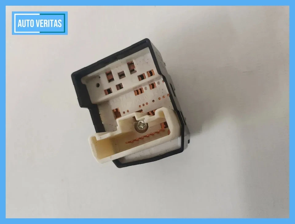 ⭐⭐⭐ Original mirror adjustment switch Toyota Yaris 183574 ⭐⭐⭐ - Image 2 of 3