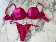 Agent Provocateur Molly Bra 36DD and Thong Size 4 in Pink/Red