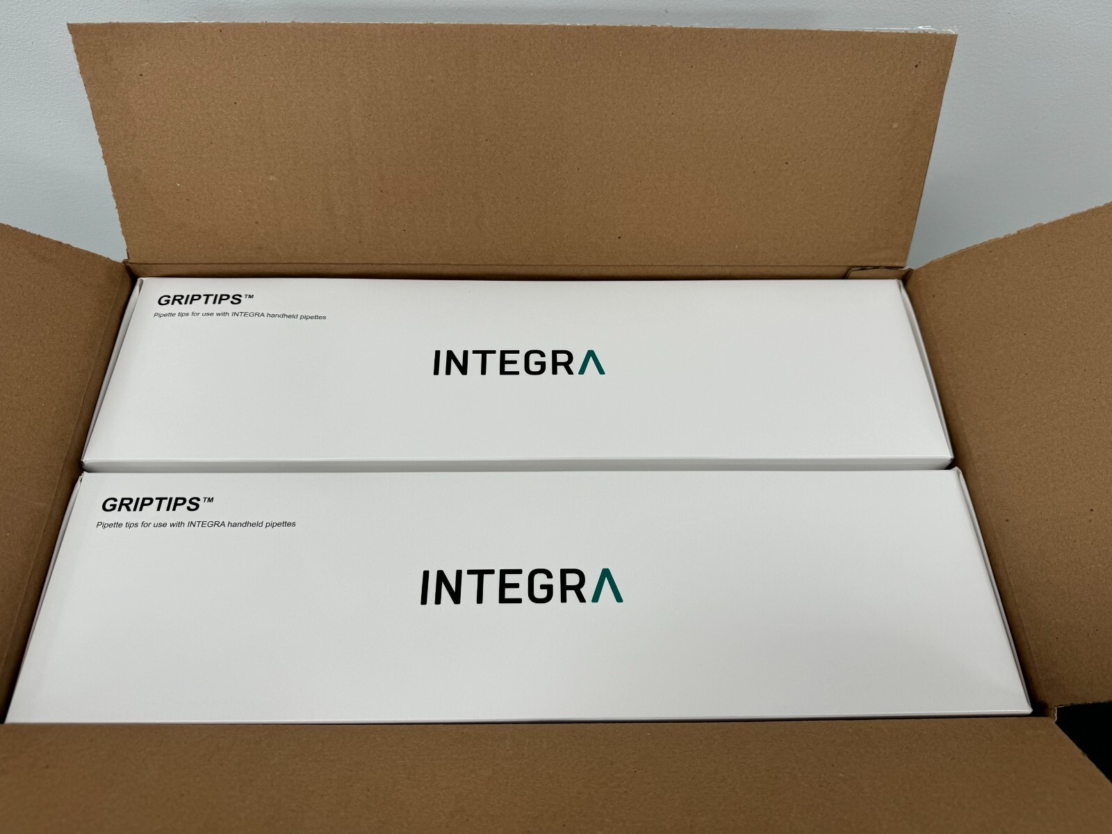 Brand New Integra 6485, 300uL LONG 20 racks of 96 tips, Viaflo 96